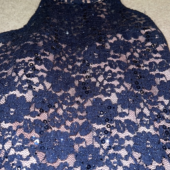 Dress - Picture 3 of 4